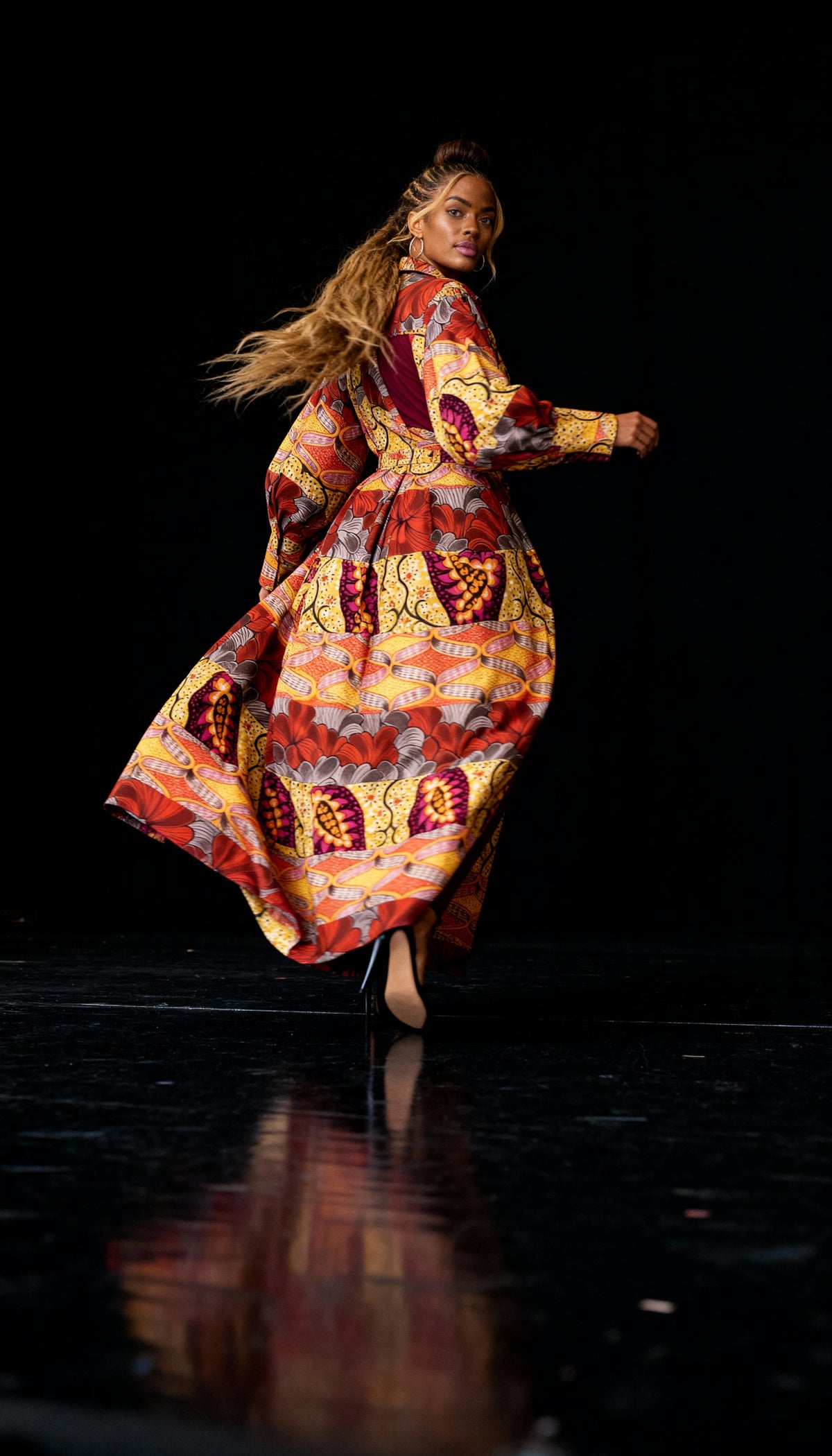 Fabulosity kimono Dress with Long sash ( Multi Red)